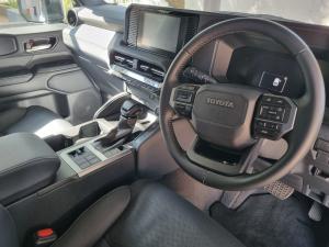 Toyota Prado TX 2.8GD automatic - Image 8