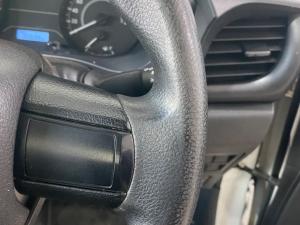 Toyota Hilux 2.0 VvtiP/U Single Cab - Image 10