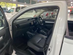 Toyota Hilux 2.0 VvtiP/U Single Cab - Image 7