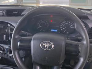 Toyota Hilux 2.0 VvtiP/U Single Cab - Image 8