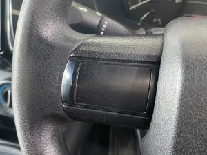 Toyota Hilux 2.0 VvtiP/U Single Cab - Image 9