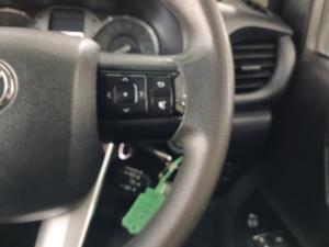Toyota Hilux 2.4 GD-6 RB RaiderE/CAB - Image 10