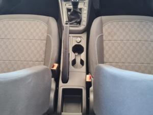 Volkswagen Polo 1.6 - Image 11