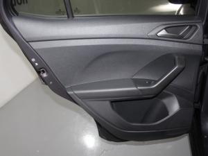 Volkswagen T-CROSS 1.0 TSI Life DSG - Image 13