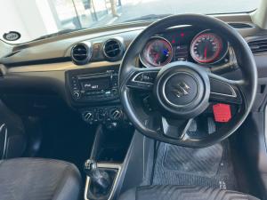Suzuki Swift 1.2 GL - Image 6