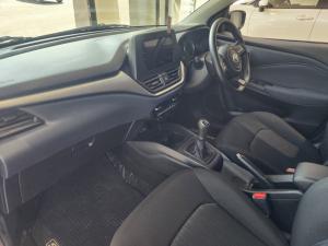 Toyota Starlet 1.5 Xs - Image 7