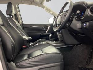 Toyota Fortuner 2.8GD-6 Raised Body automatic - Image 20