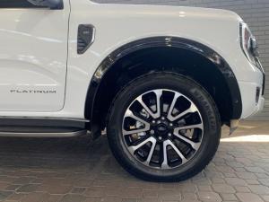 Ford Ranger 3.0TD V6 double cab Platinum 4WD - Image 11