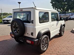 Suzuki Jimny 1.5 GLX AllGrip 3-door auto - Image 4