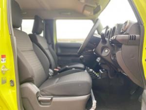 Suzuki Jimny 1.5 GLX AllGrip 5-door auto - Image 6