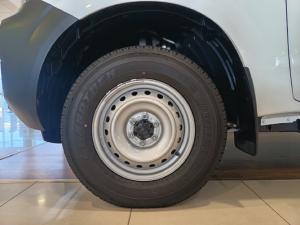 Nissan Navara 2.5DDTi single cab SE 4x4 - Image 7