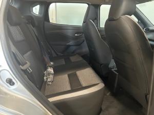 Nissan Magnite 1.0 Visia manual - Image 11