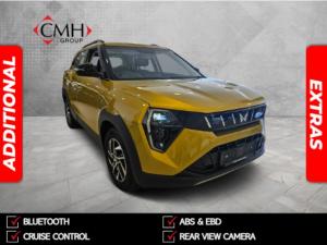 Mahindra XUV 3XO 1.2T AX5 manual - Image 1