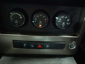Jeep Cherokee 3.7L Limited - Image 10