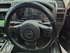Jeep Cherokee 3.7L Limited - Image 13