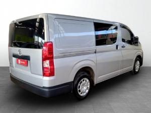 Toyota Quantum 2.8 SLWB panel van - Image 3