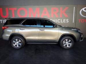Toyota Fortuner 2.4GD-6 auto - Image 3