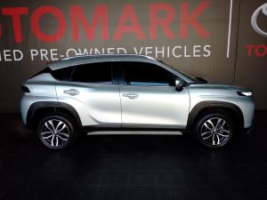Toyota Starlet Cross 1.5 XR manual - Image 3