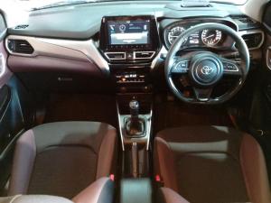 Toyota Starlet Cross 1.5 XR manual - Image 9