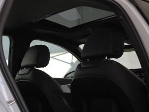 Audi A4 40TFSI S line - Image 10