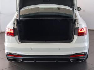 Audi A4 40TFSI S line - Image 13