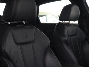 Audi A4 40TFSI S line - Image 19