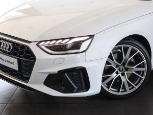 Audi A4 40TFSI S line - Image 1