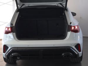 Audi RS3 Sportback quattro - Image 15