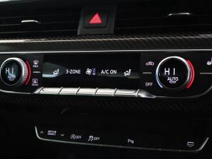 Audi S4 TFSI quattro - Image 26