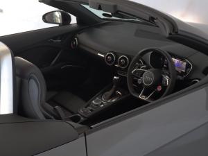 Audi TT TT RS roadster quattro - Image 23