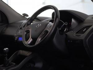 Hyundai ix35 2.0CRDi Elite - Image 18