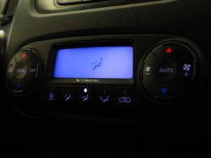 Hyundai ix35 2.0CRDi Elite - Image 23