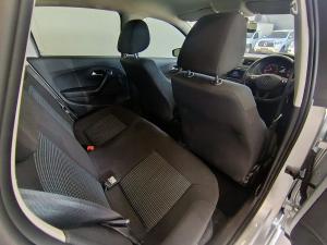 Volkswagen Polo Vivo hatch 1.4 Comfortline - Image 14
