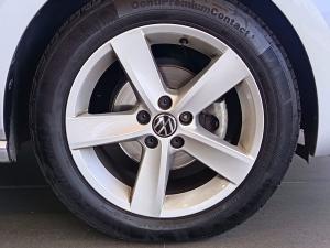 Volkswagen Polo Vivo hatch 1.4 Comfortline - Image 9
