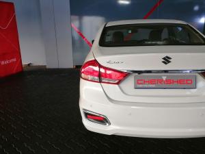 Suzuki Ciaz 1.5 GLX manual - Image 12
