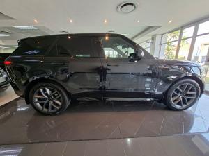 Land Rover Range Rover Sport D350 Dynamic HSE - Image 4