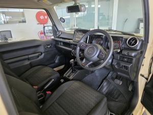 Suzuki Jimny 1.5 GLX AllGrip 3-door auto - Image 12