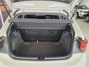 Volkswagen Polo hatch 1.0TSI - Image 8