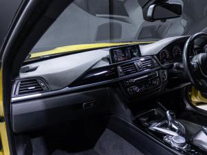 BMW M4 M4 coupe auto - Image 13