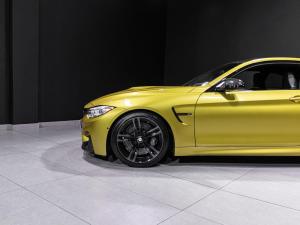 BMW M4 M4 coupe auto - Image 4