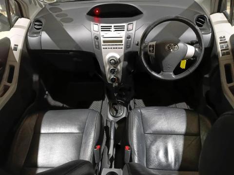 Image Toyota Yaris T3 Spirit automatic 5-Door