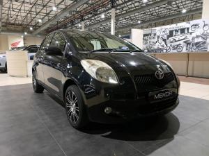 Toyota Yaris T3 Spirit automatic 5-Door - Image 1