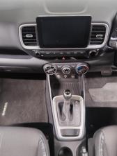 Hyundai Venue 1.0T Fluid auto - Image 13