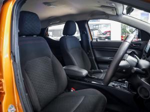 Renault Kiger 1.0 Turbo Intens auto - Image 9