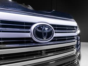 Toyota Land Cruiser 300 3.5T ZX - Image 11