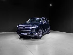 Toyota Land Cruiser 300 3.5T ZX - Image 12