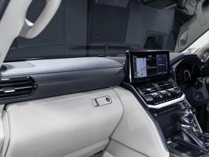 Toyota Land Cruiser 300 3.5T ZX - Image 15