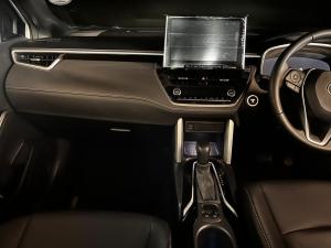 Toyota Corolla Cross 1.8 HEV XR - Image 9