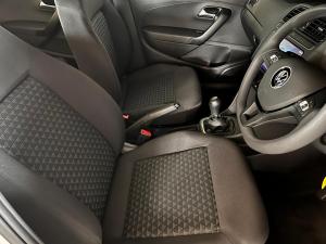 Volkswagen Polo Vivo hatch 1.4 - Image 8