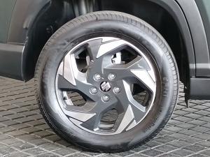 Suzuki Across 1.5 GLX - Image 28